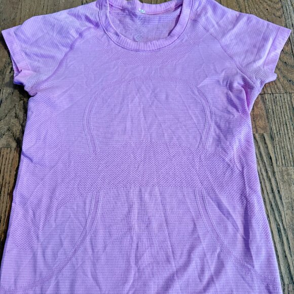 LULULEMON SHORT SLEEVE TOP SHIRT PINK - Picture 4 of 7